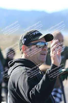 media/Jan-15-2026-Racers Edge (Thu) [[dfebeb70ab]]/1-Around the Pits-Track Walk/